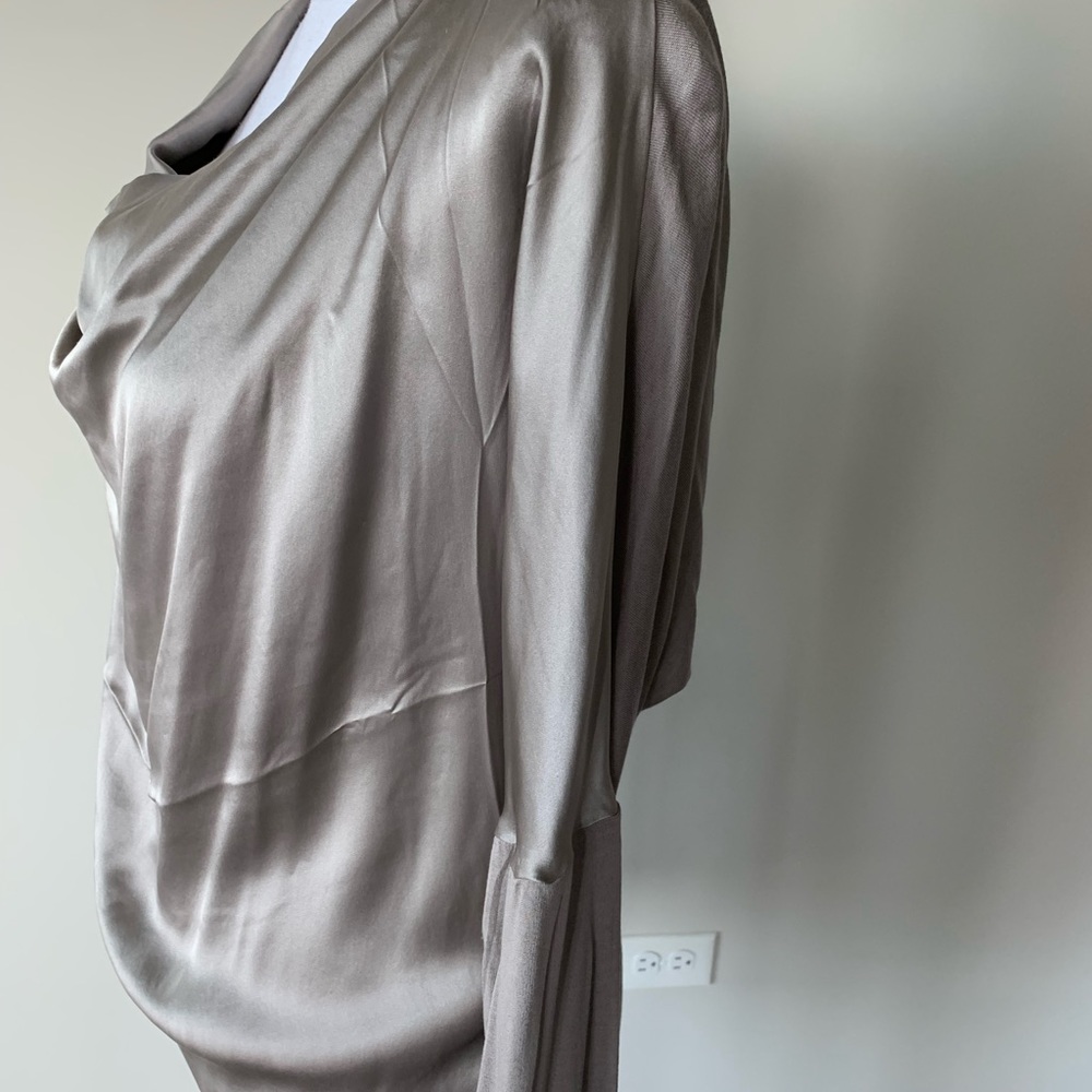 Gorgeous silver combo tunic/top- casual or fancy - Picture 4 of 9